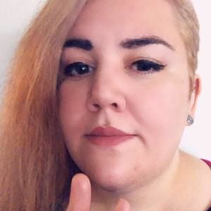 Meet your Posher, Whitney